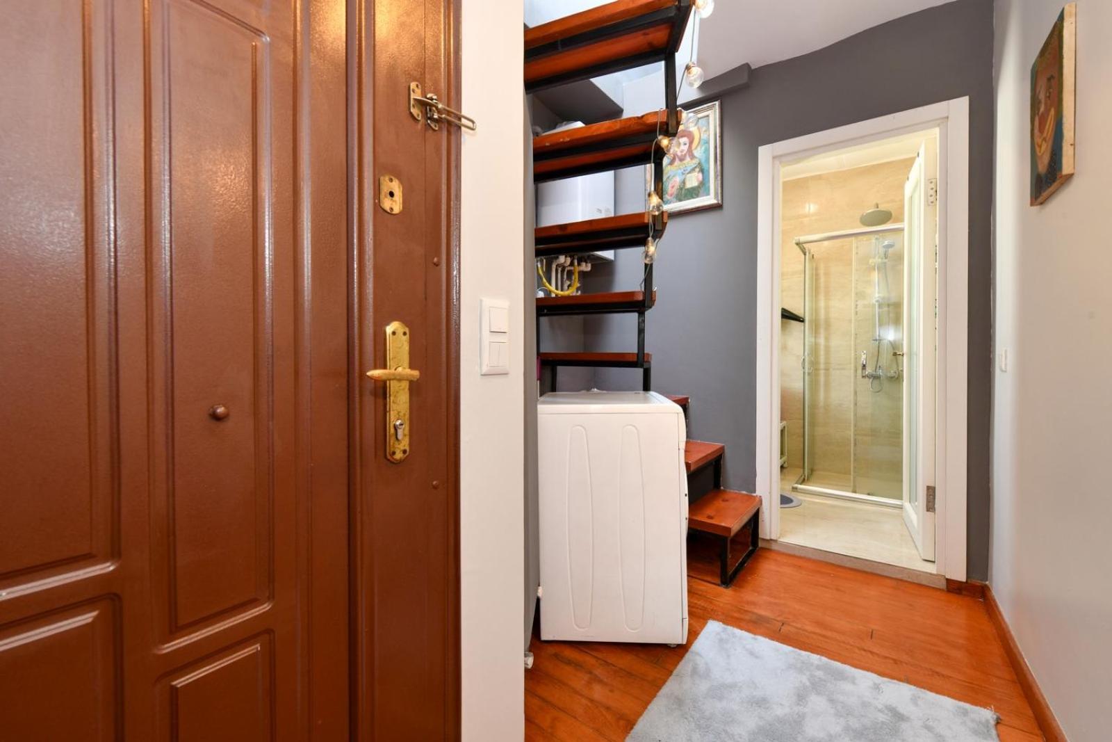 Taksim Private Terrace Close To Antique Store Galata Port Cihangir * Istambul