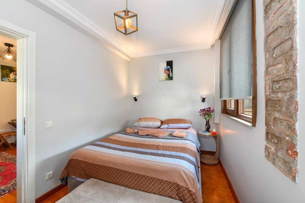 Taksim Private Terrace Close To Antique Store Galata Port Cihangir Daire İstanbul