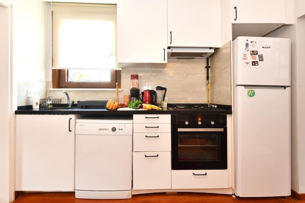 Taksim Private Terrace Close To Antique Store Galata Port Cihangir Daire İstanbul