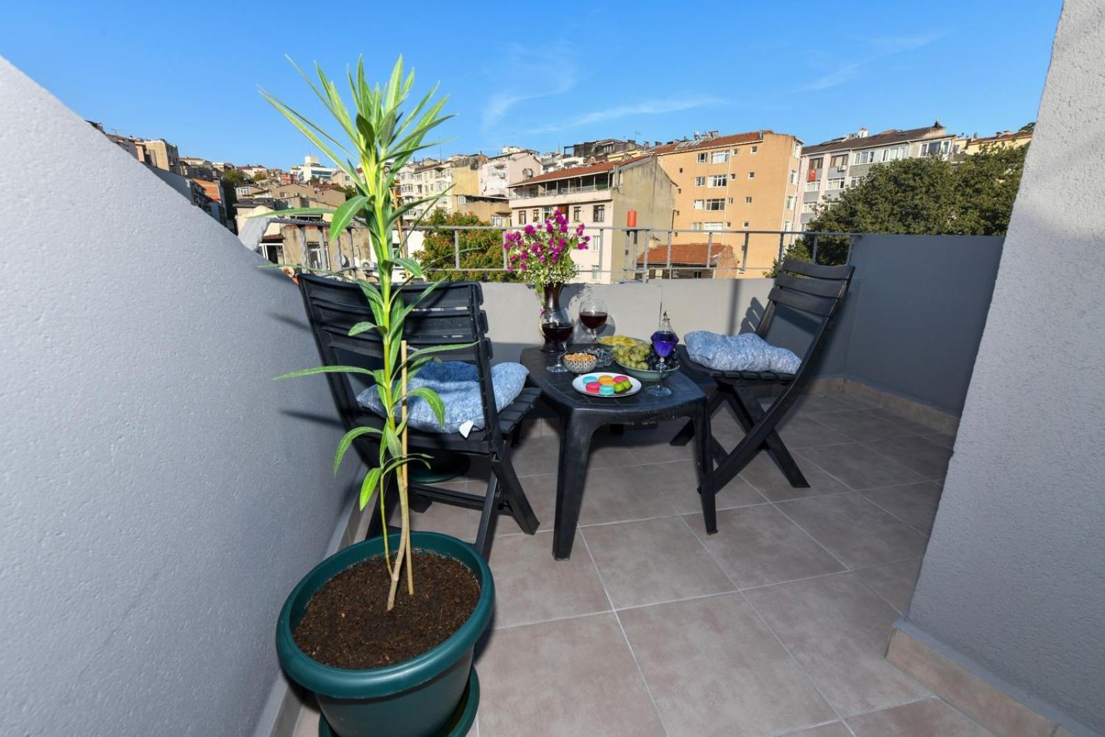 Taksim Private Terrace Close To Antique Store Galata Port Cihangir İstanbul